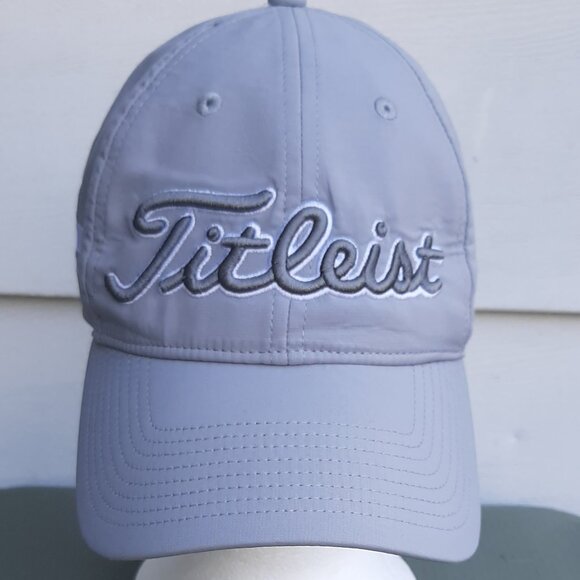 Titleist Embroidered Soft Gray Cap - Picture 1 of 6